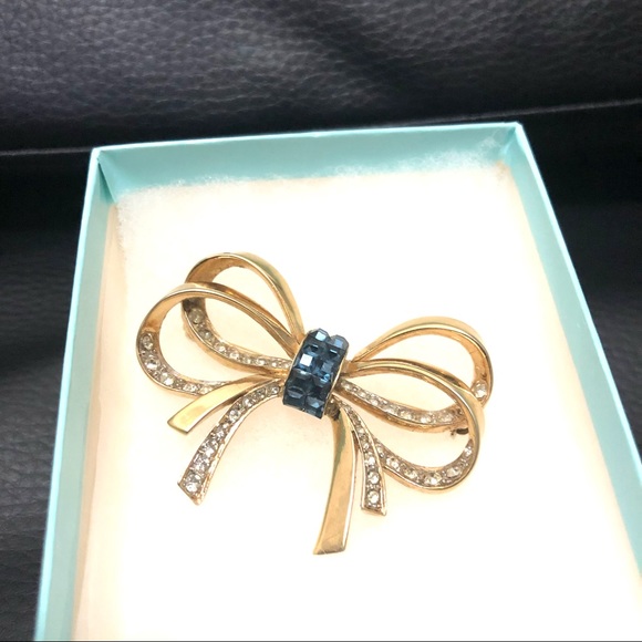 Nina Ricci Jewelry - Authentic NINA RICCI Bow Ribbon Blue Stones Gold Brooch Pendant RARE Vintage